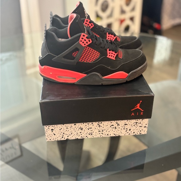 Jordan thunder 4s main image 5